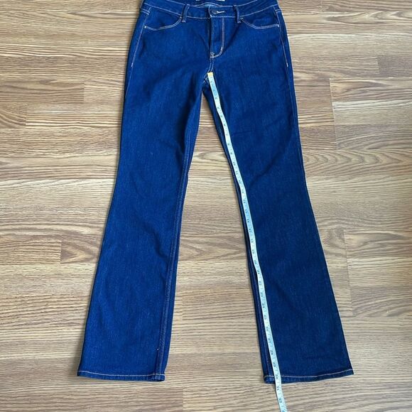 Old Navy Mid-Rise Wow Bootcut Jeans – Size 4 in Dark Wash New - Picture 7 of 9